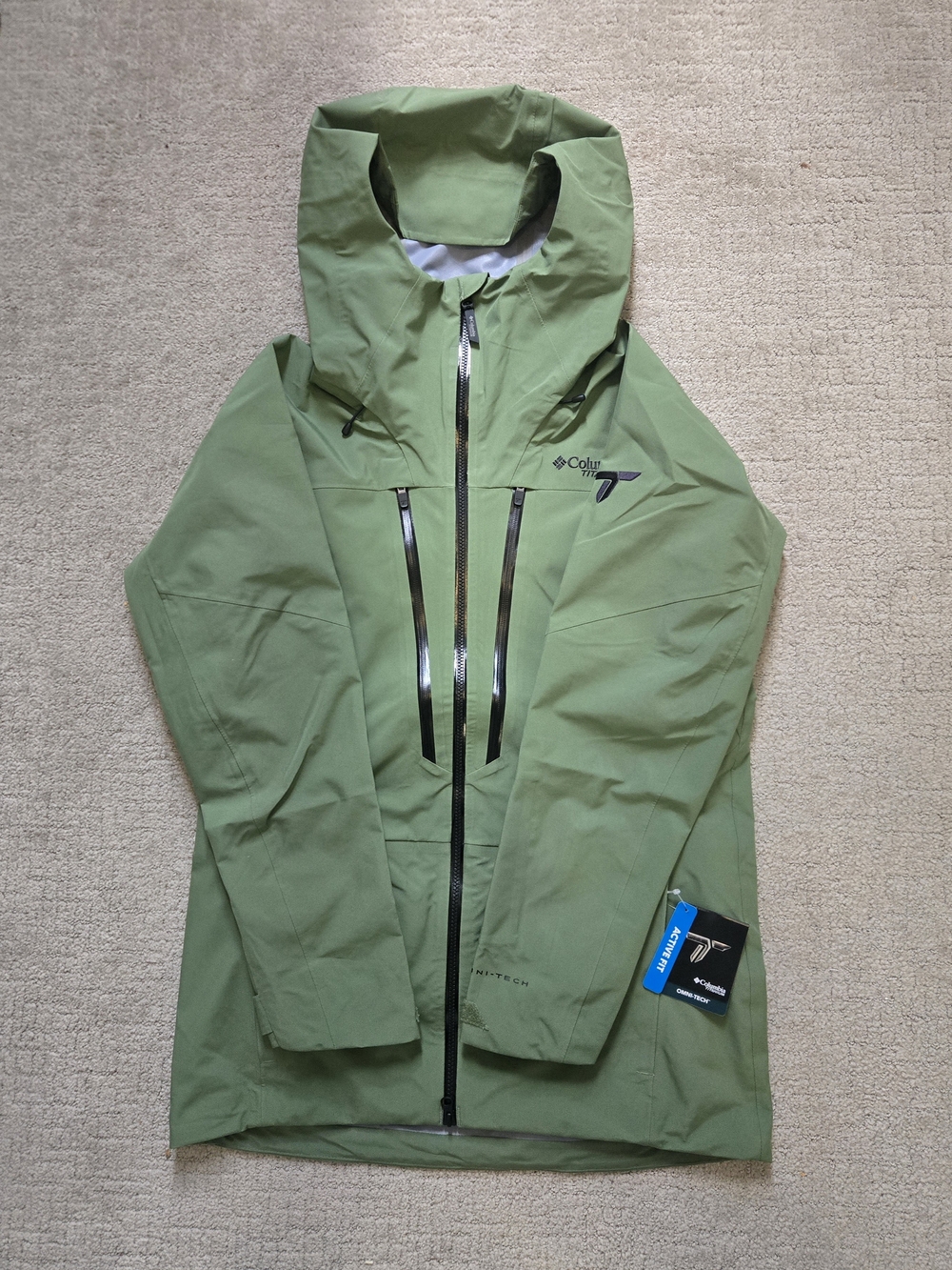 Columbia Platinum Peak II 3L Shell Jacket NWT